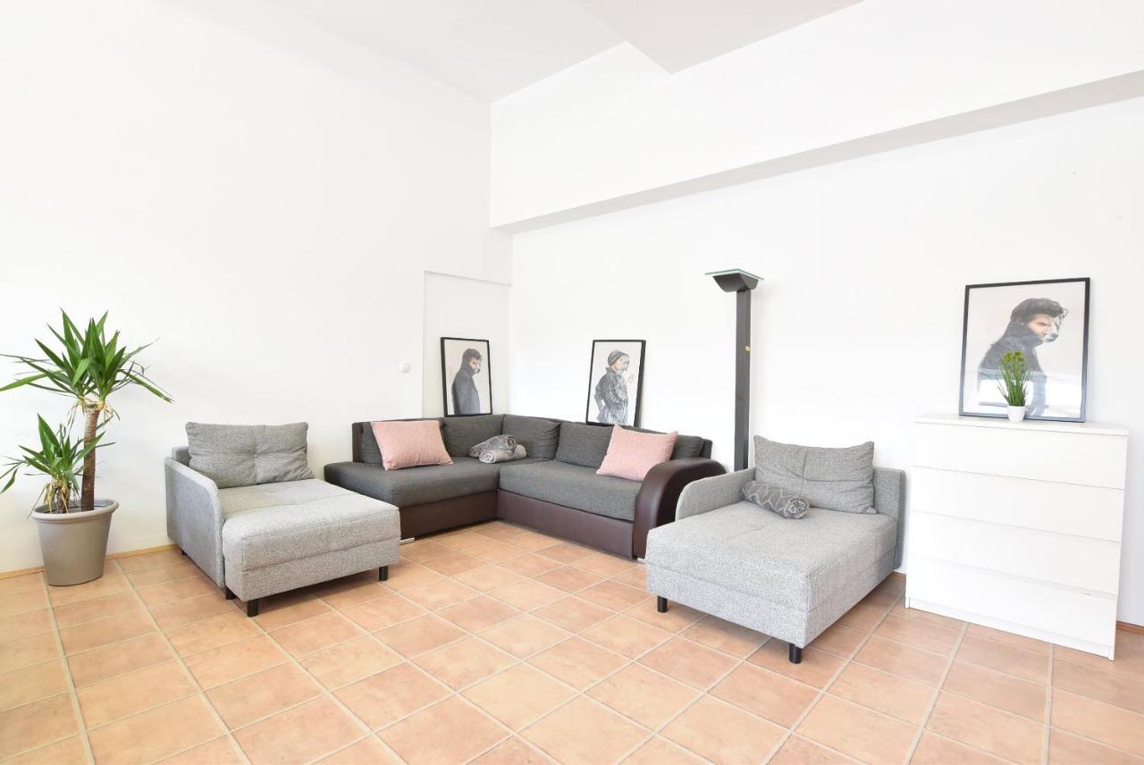 Huge Apartment In Awesome Location With Parking Innsbruck Exterior foto
